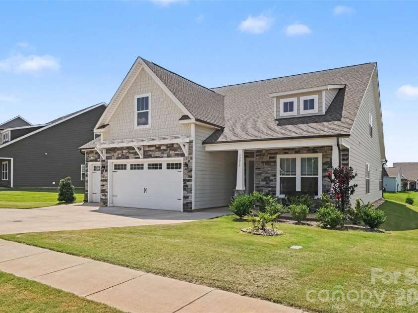 13039 Arnold Palmer Circle, Lancaster, SC 29720.  MLS# CAR4420639, YatesRealty ID 28217. 