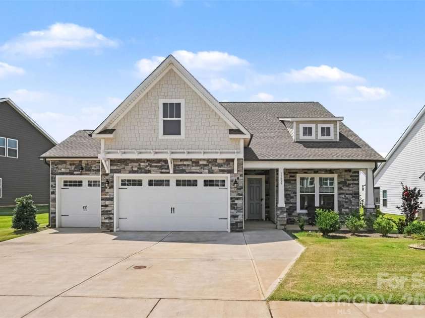 13039 Arnold Palmer Circle, Lancaster, SC 29720.  MLS# CAR4420639, YatesRealty ID 28217. 