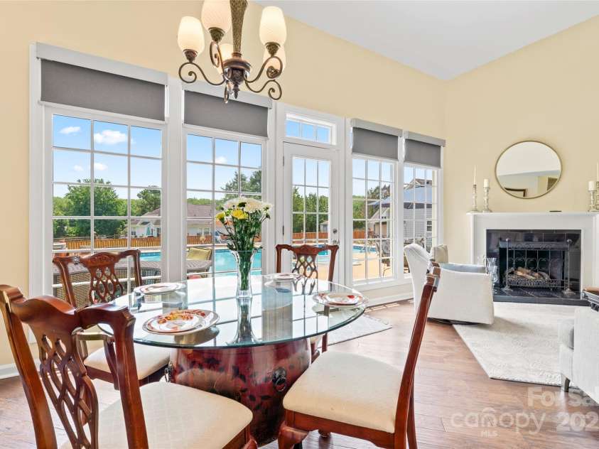 13733 Castleford Drive, Mint Hill, NC 28227.  MLS# CAR4275133, YatesRealty ID 28218. 