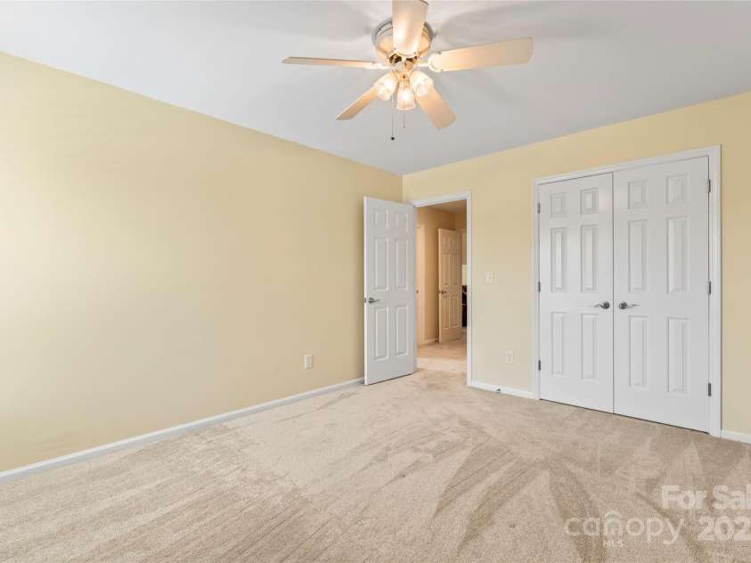 13733 Castleford Drive, Mint Hill, NC 28227.  MLS# CAR4275133, YatesRealty ID 28218. 