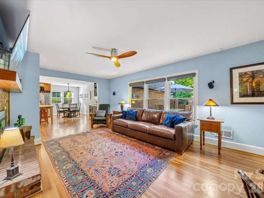 409 Whitestone Road, Charlotte, NC 28270.  MLS# CAR4383558, YatesRealty ID 28218. 
