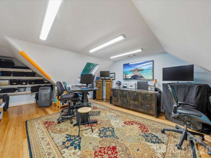 409 Whitestone Road, Charlotte, NC 28270.  MLS# CAR4383558, YatesRealty ID 28218. 