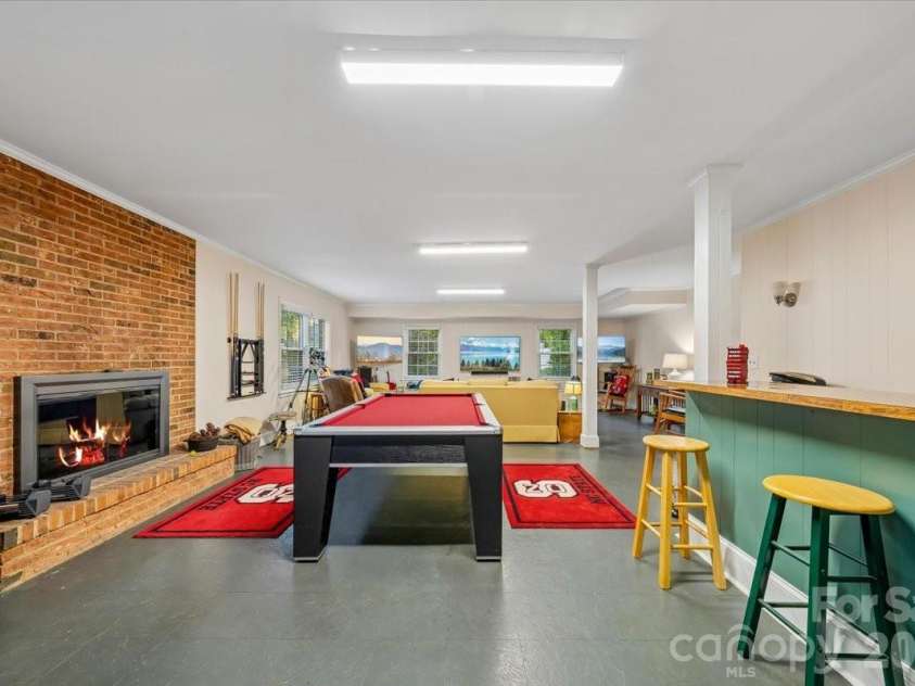 409 Whitestone Road, Charlotte, NC 28270.  MLS# CAR4383558, YatesRealty ID 28218. Great fireplace to gather around