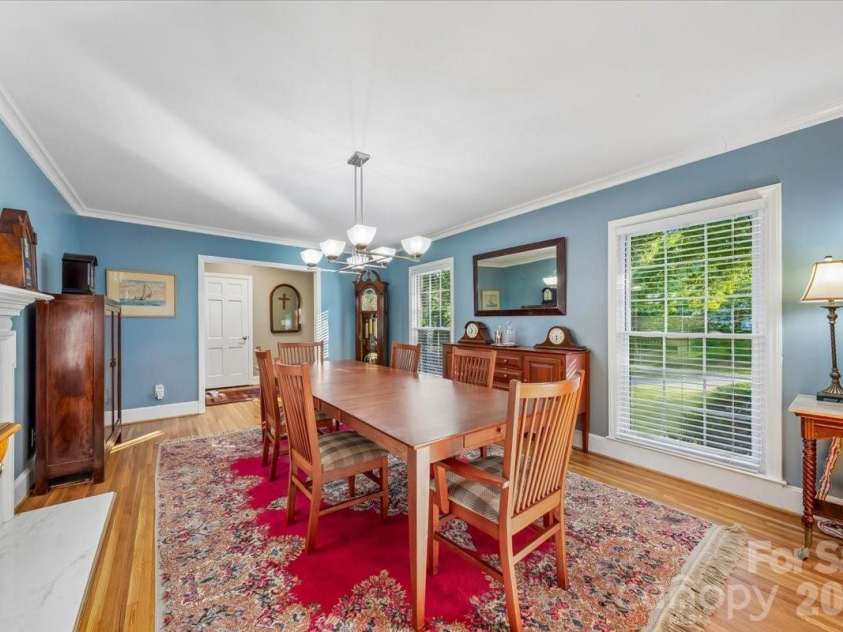 409 Whitestone Road, Charlotte, NC 28270.  MLS# CAR4383558, YatesRealty ID 28218. Right off the front entrance