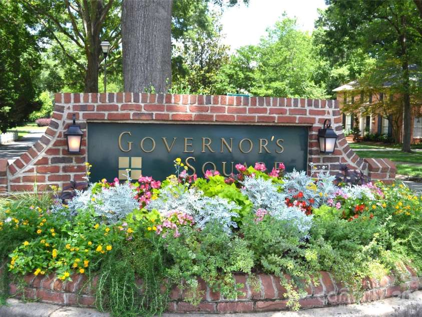 2501 Handley Place, Charlotte, NC 28226.  MLS# CAR4272353, YatesRealty ID 28219. 