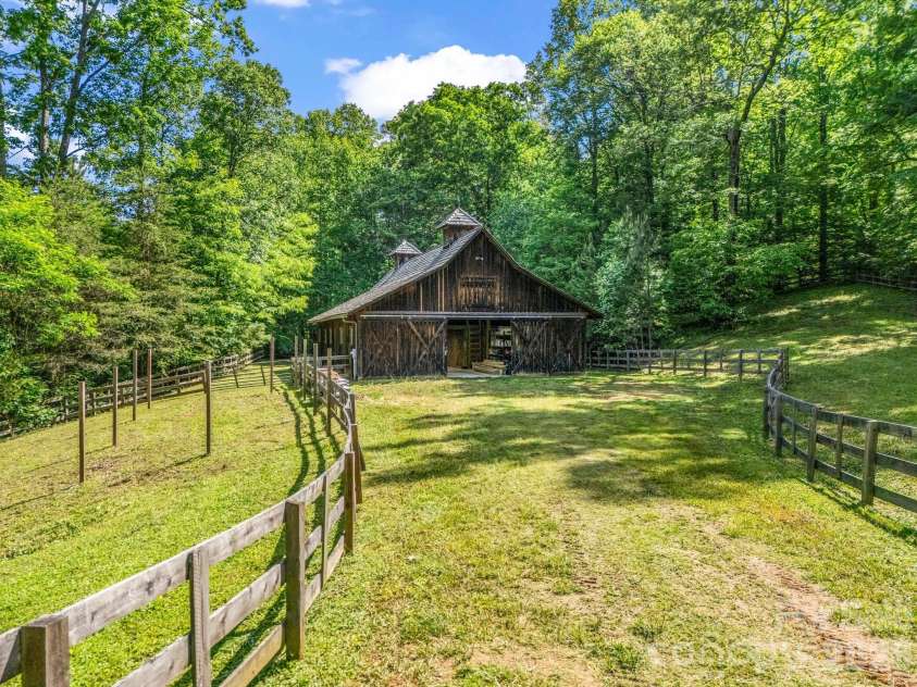 980 Mountain Forest Drive, Union Mills, NC 28167.  MLS# CAR4389604, YatesRealty ID 2822. 