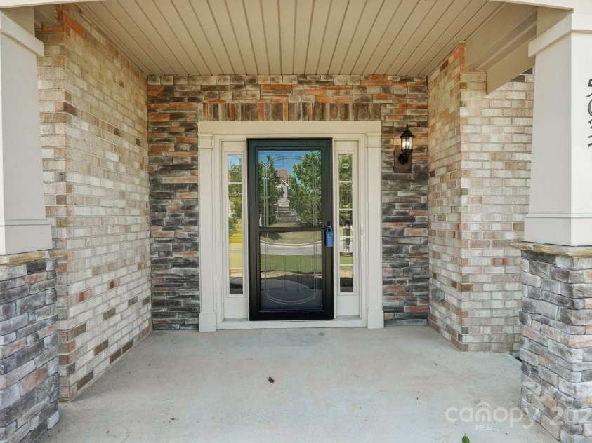 5037 Nighthawk Drive, Fort Mill, SC 29707.  MLS# CAR4246816, YatesRealty ID 28220. 