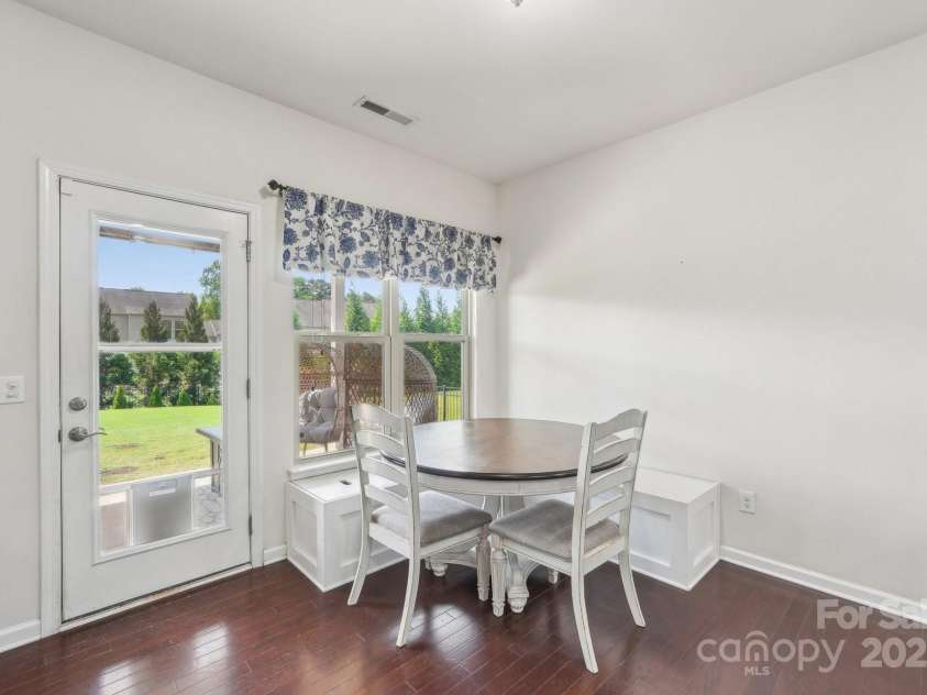 5037 Nighthawk Drive, Fort Mill, SC 29707.  MLS# CAR4246816, YatesRealty ID 28220. 