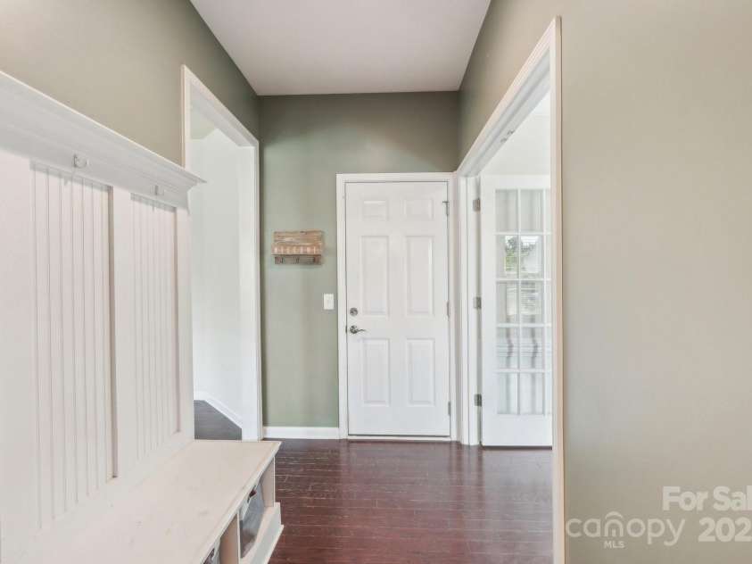 5037 Nighthawk Drive, Fort Mill, SC 29707.  MLS# CAR4246816, YatesRealty ID 28220. 
