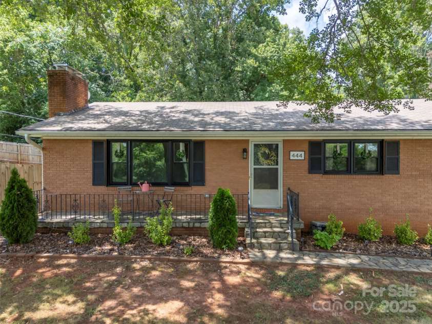 444 Edwards Street, Rutherfordton, NC 28139.  MLS# CAR4281656, YatesRealty ID 28221. 