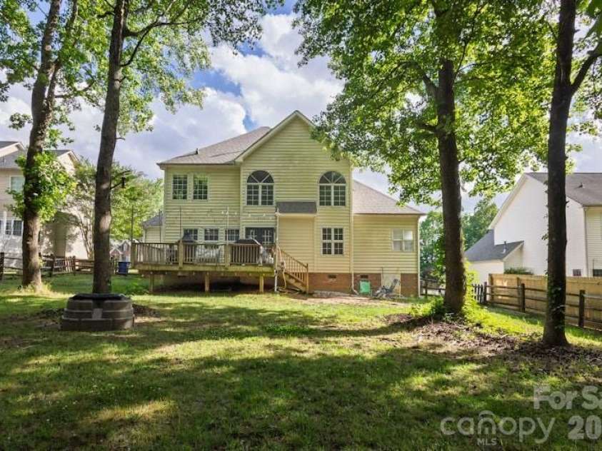 4650 Cascade Avenue, Rock Hill, SC 29732.  MLS# CAR4386750, YatesRealty ID 28221. 