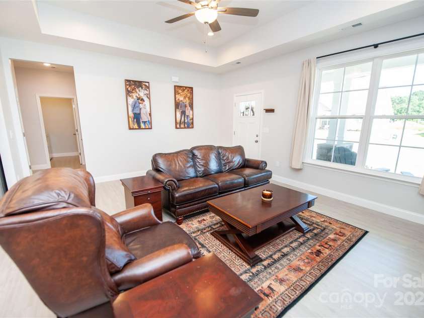 111 Caylee Way, Chesnee, SC 29323.  MLS# CAR4270868, YatesRealty ID 28222. 