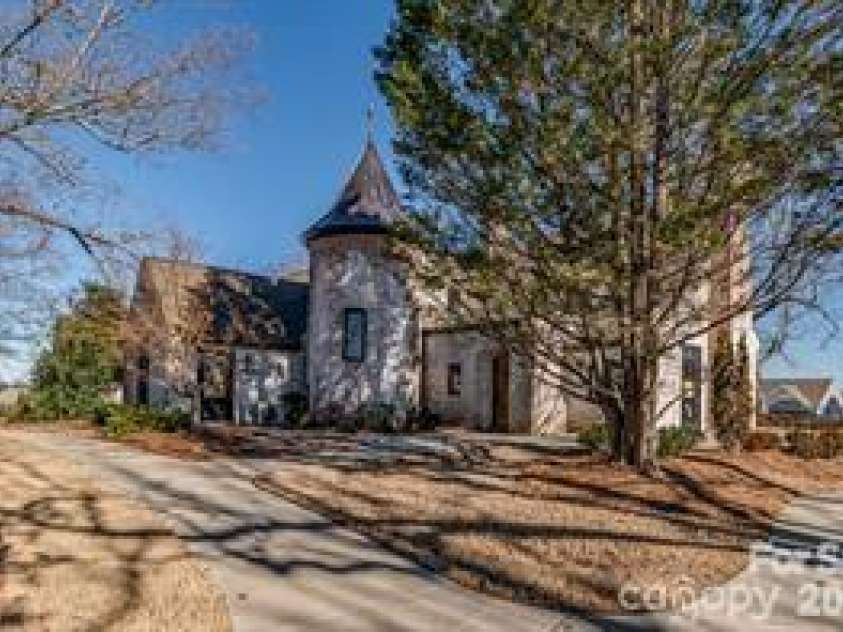 12448 Belmont Mansion Drive, Charlotte, NC 28273.  MLS# CAR4387354, YatesRealty ID 28223. 