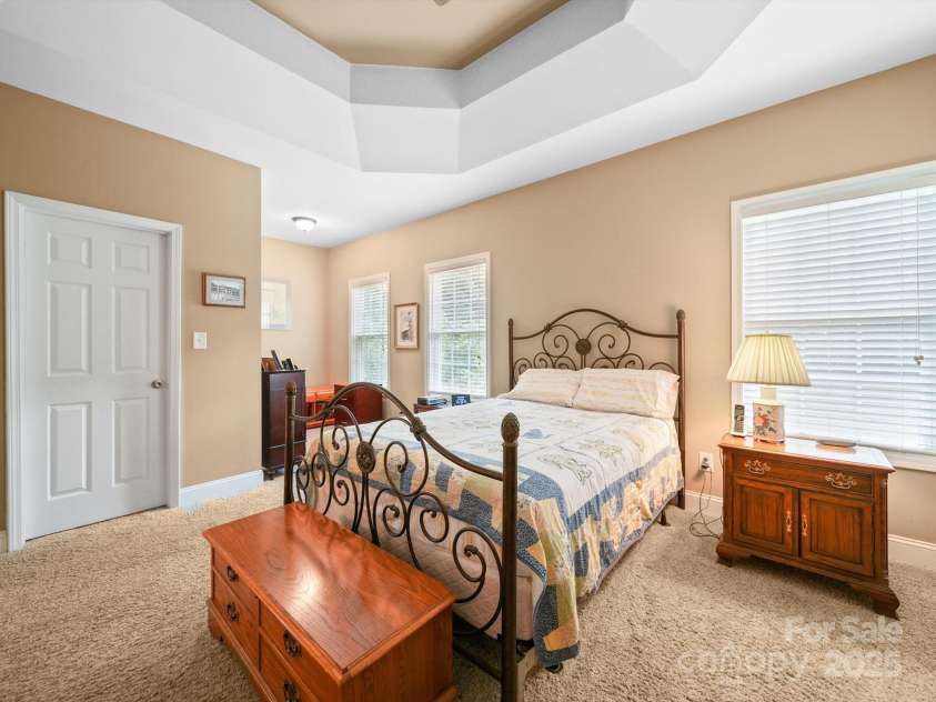 208 Catawba Crest Lane, Clover, SC 29710.  MLS# CAR4284413, YatesRealty ID 28223. 