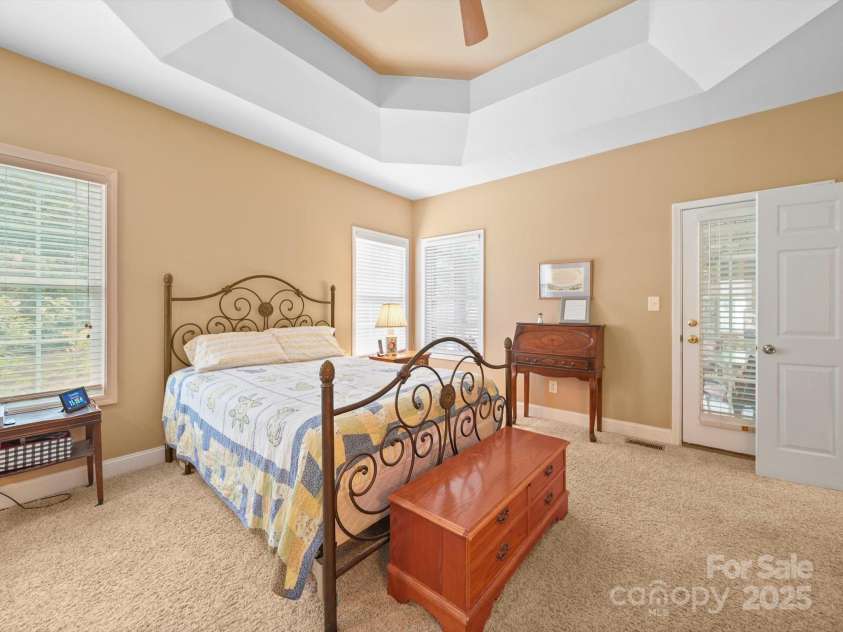 208 Catawba Crest Lane, Clover, SC 29710.  MLS# CAR4284413, YatesRealty ID 28223. 