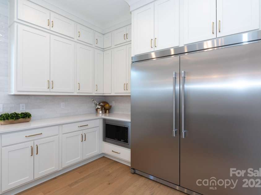 4203 Walker Road, Charlotte, NC 28211.  MLS# CAR4268091, YatesRealty ID 28224. 