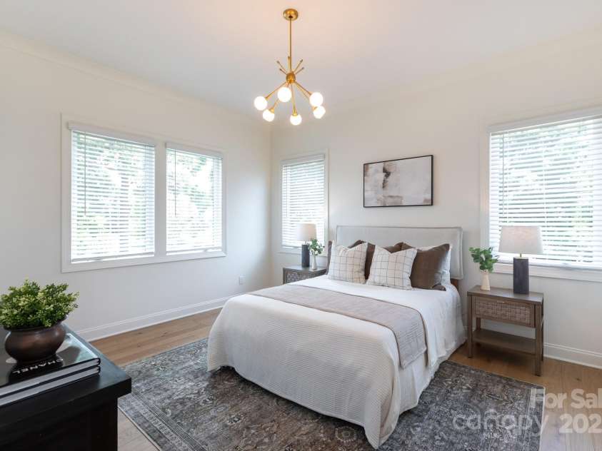 4203 Walker Road, Charlotte, NC 28211.  MLS# CAR4268091, YatesRealty ID 28224. 