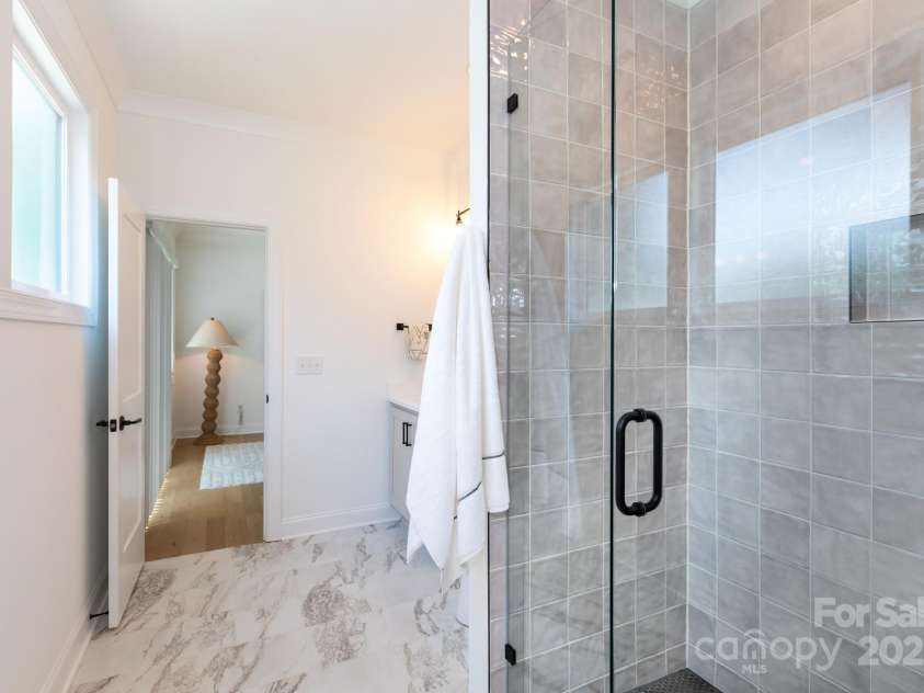 4203 Walker Road, Charlotte, NC 28211.  MLS# CAR4268091, YatesRealty ID 28224. 