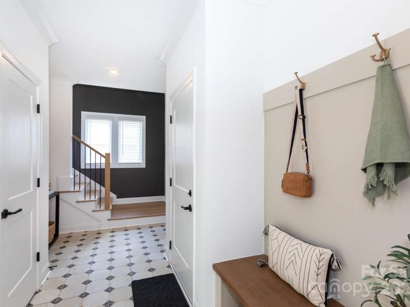 4203 Walker Road, Charlotte, NC 28211.  MLS# CAR4268091, YatesRealty ID 28224. 