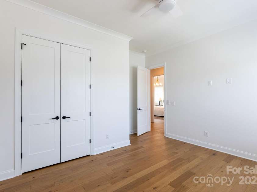 4203 Walker Road, Charlotte, NC 28211.  MLS# CAR4268091, YatesRealty ID 28224. 