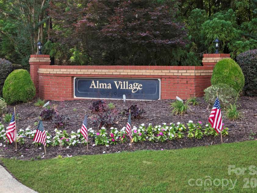 7818 Antique Circle, Waxhaw, NC 28173.  MLS# CAR4386189, YatesRealty ID 28224. 