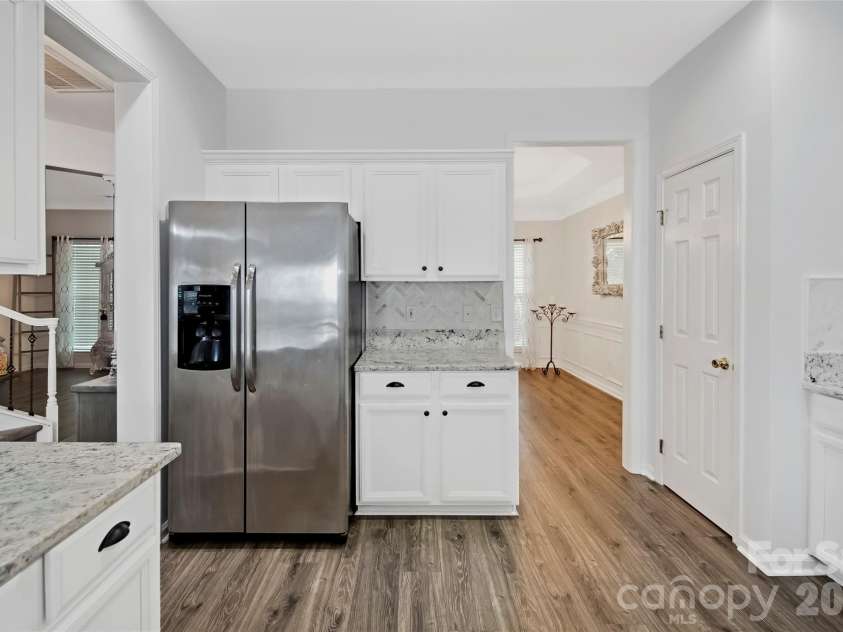7818 Antique Circle, Waxhaw, NC 28173.  MLS# CAR4386189, YatesRealty ID 28224. 