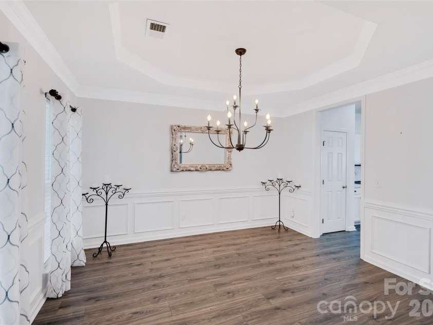 7818 Antique Circle, Waxhaw, NC 28173.  MLS# CAR4386189, YatesRealty ID 28224. Dining Room