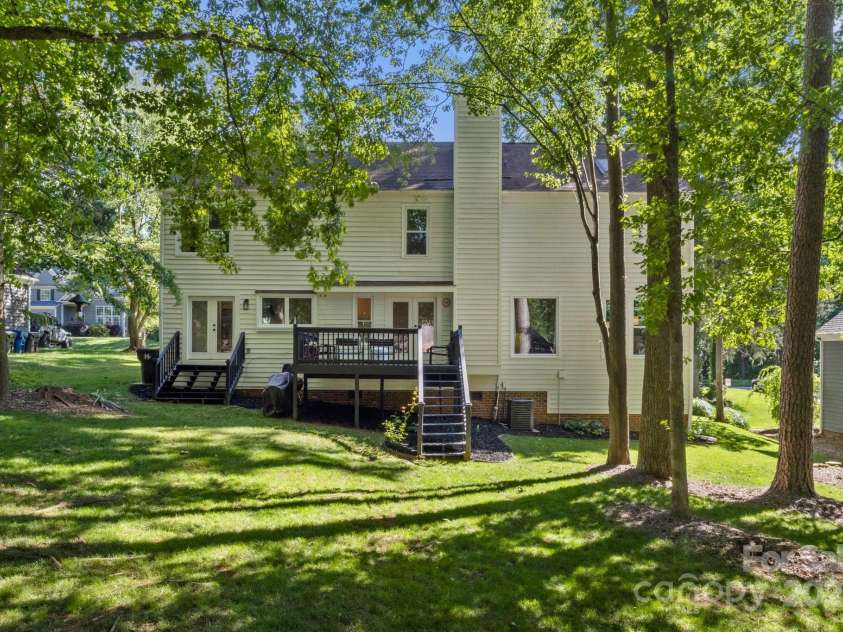 12602 Angel Oak Drive, Huntersville, NC 28078.  MLS# CAR4259942, YatesRealty ID 28225. Plenty of shade in our hot summers