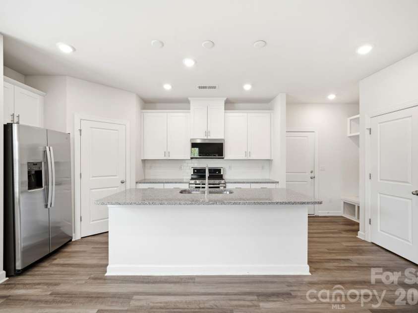 518 Nixon Road, Belmont, NC 28012.  MLS# CAR4388072, YatesRealty ID 28225. 
