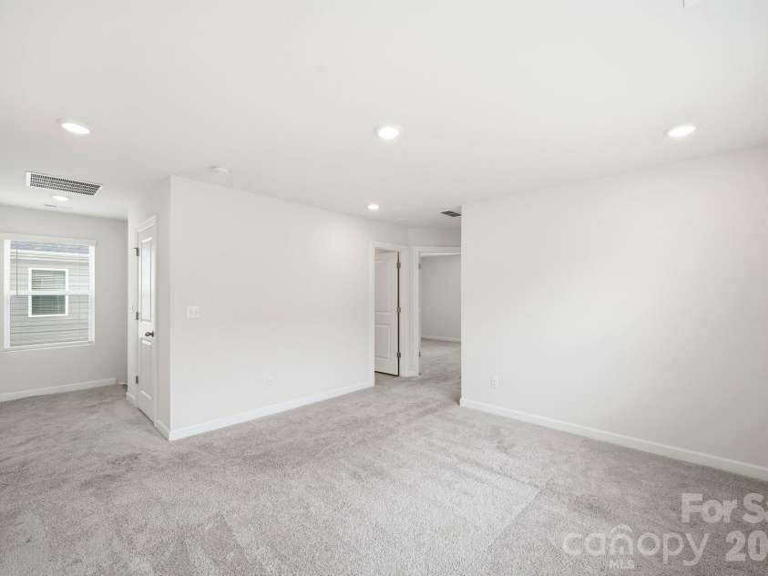 518 Nixon Road, Belmont, NC 28012.  MLS# CAR4388072, YatesRealty ID 28225. Loft