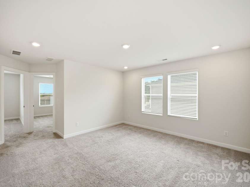 518 Nixon Road, Belmont, NC 28012.  MLS# CAR4388072, YatesRealty ID 28225. Loft