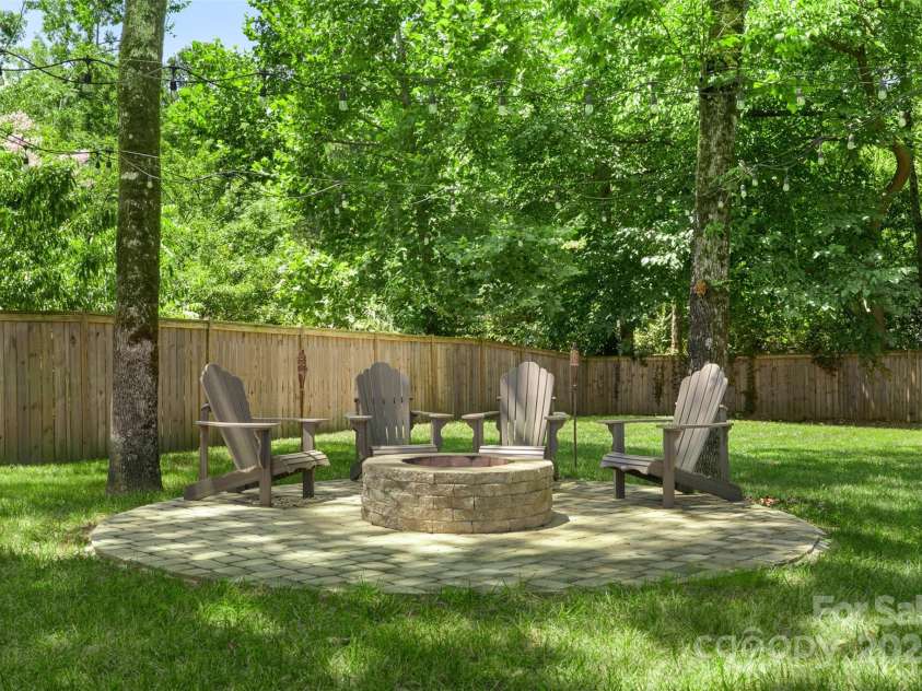 3109 Emerald Meadow Lane, Charlotte, NC 28273.  MLS# CAR4282486, YatesRealty ID 28227. 