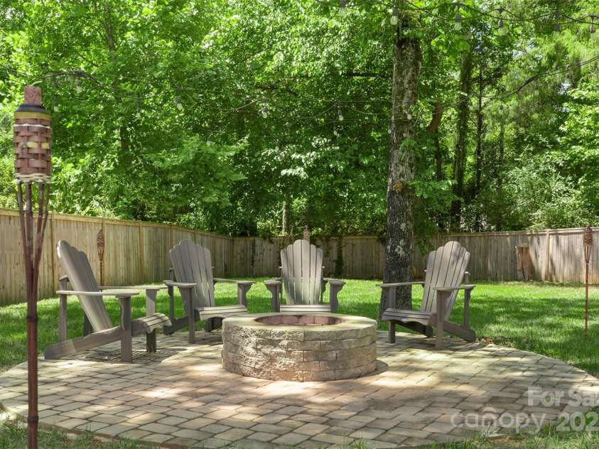 3109 Emerald Meadow Lane, Charlotte, NC 28273.  MLS# CAR4282486, YatesRealty ID 28227. 