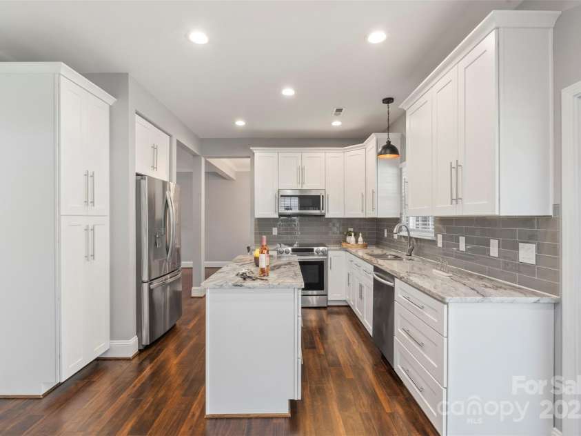 3109 Emerald Meadow Lane, Charlotte, NC 28273.  MLS# CAR4282486, YatesRealty ID 28227. 