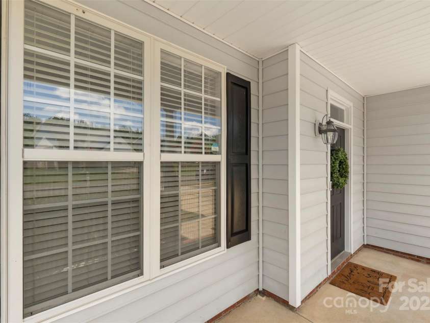 3109 Emerald Meadow Lane, Charlotte, NC 28273.  MLS# CAR4282486, YatesRealty ID 28227. 