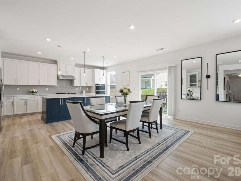 6018 Valehaven Place, Charlotte, NC 28269.  MLS# CAR4388668, YatesRealty ID 28227. 