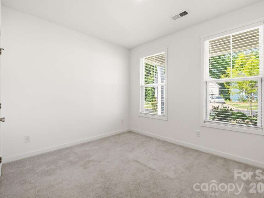 6018 Valehaven Place, Charlotte, NC 28269.  MLS# CAR4388668, YatesRealty ID 28227. 