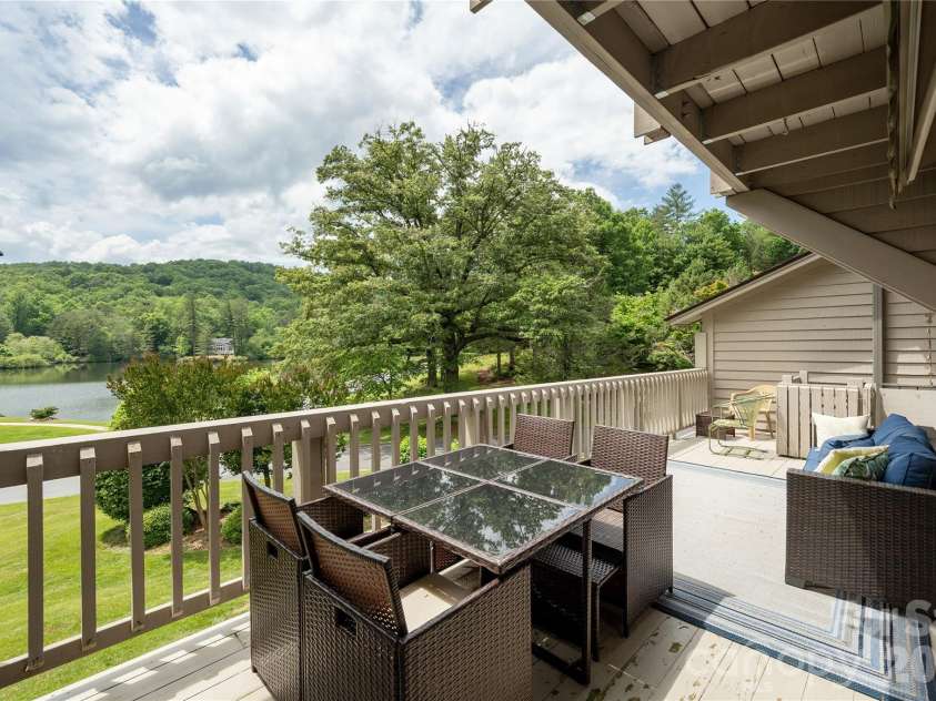 36 Quail Run Circle, Brevard, NC 28712.  MLS# CAR4385204, YatesRealty ID 28228. 