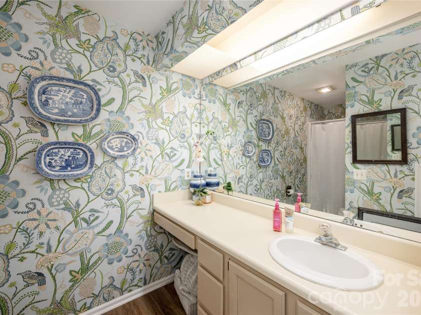 36 Quail Run Circle, Brevard, NC 28712.  MLS# CAR4385204, YatesRealty ID 28228. 
