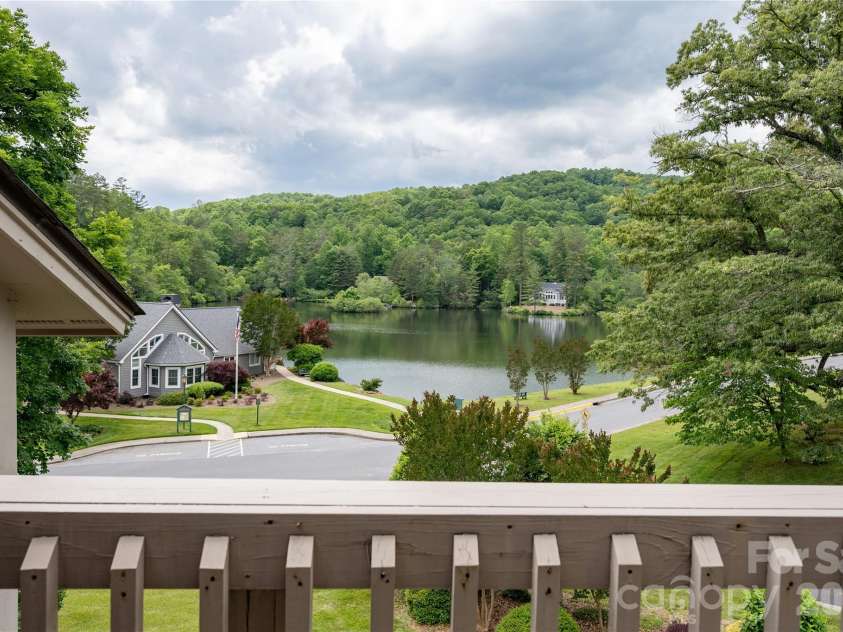36 Quail Run Circle, Brevard, NC 28712.  MLS# CAR4385204, YatesRealty ID 28228. 