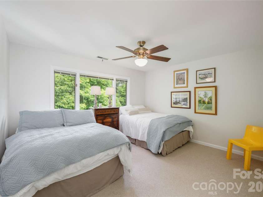 36 Quail Run Circle, Brevard, NC 28712.  MLS# CAR4385204, YatesRealty ID 28228. 