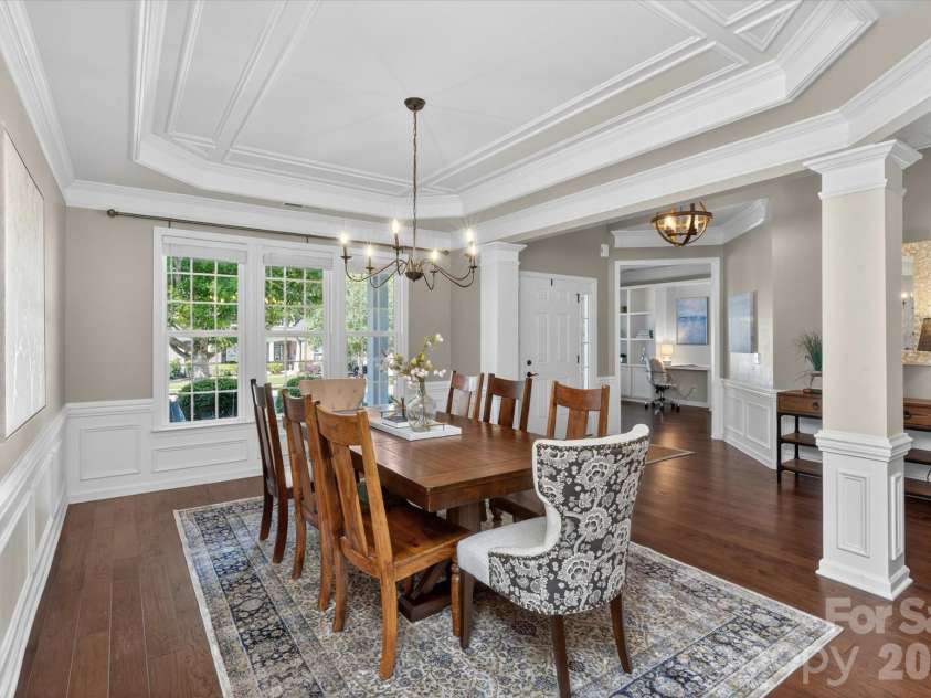 10609 Waxhaw Manor Drive, Waxhaw, NC 28173.  MLS# CAR4389027, YatesRealty ID 28229. 