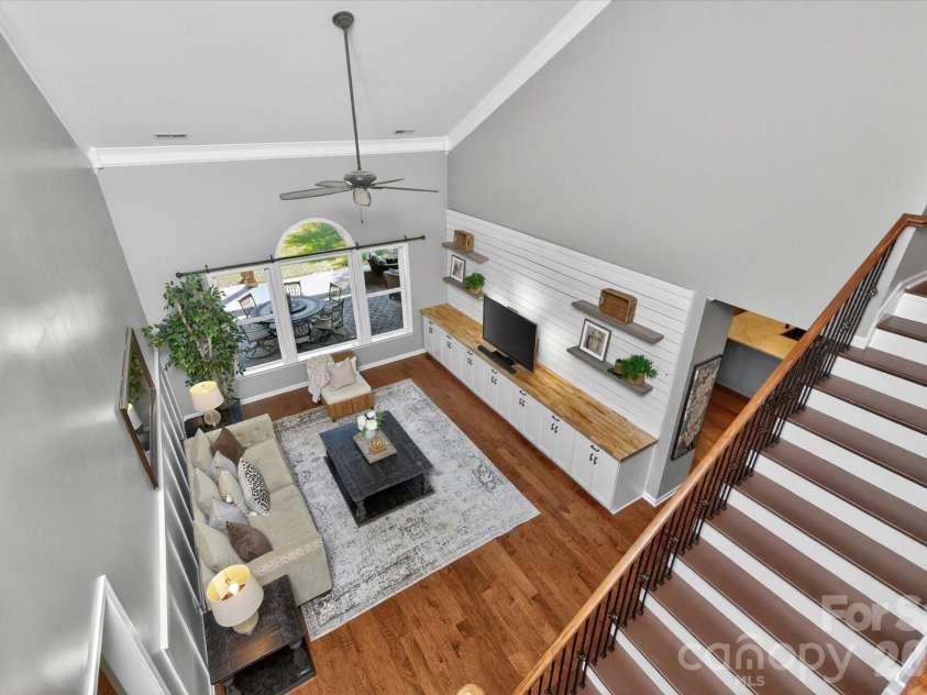 10609 Waxhaw Manor Drive, Waxhaw, NC 28173.  MLS# CAR4389027, YatesRealty ID 28229. 