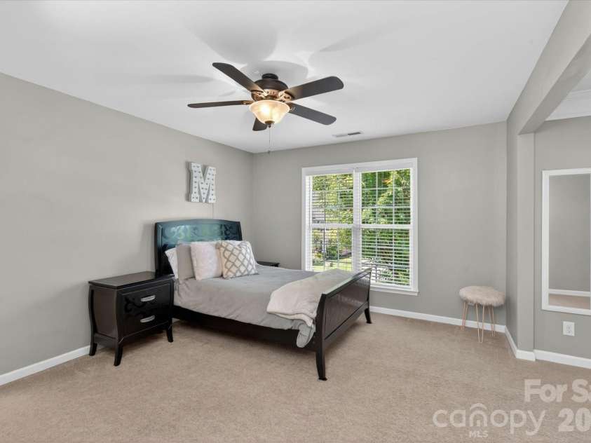 10609 Waxhaw Manor Drive, Waxhaw, NC 28173.  MLS# CAR4389027, YatesRealty ID 28229. 