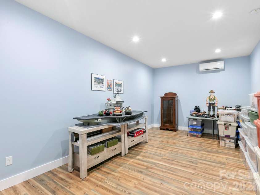 30 Shire Way Lane, Leicester, NC 28748.  MLS# CAR4319147, YatesRealty ID 2823. Den