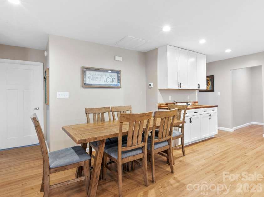 30 Shire Way Lane, Leicester, NC 28748.  MLS# CAR4319147, YatesRealty ID 2823. Dining Area