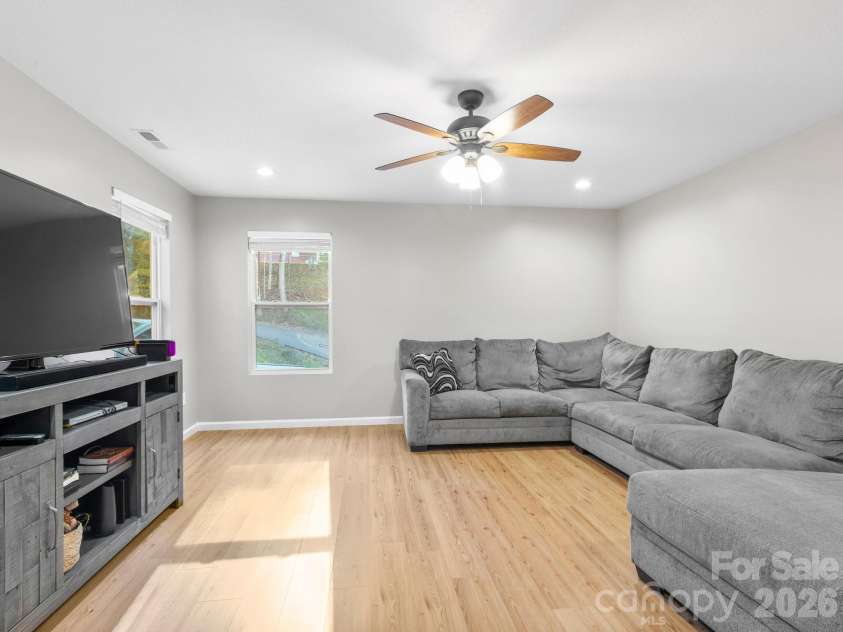 30 Shire Way Lane, Leicester, NC 28748.  MLS# CAR4319147, YatesRealty ID 2823. Living Room 