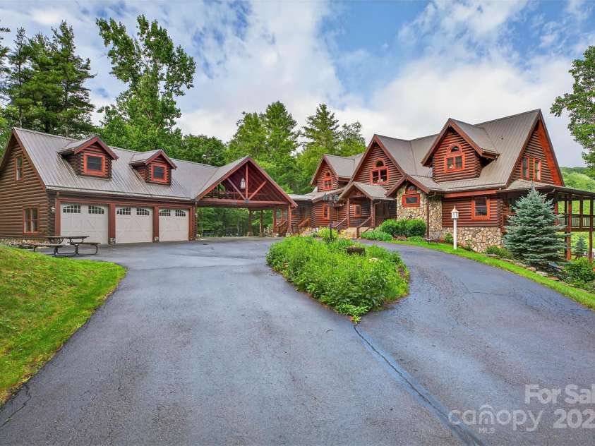 904 Bryan Hollow Road, Boone, NC 28607.  MLS# CAR4278936, YatesRealty ID 2823. 