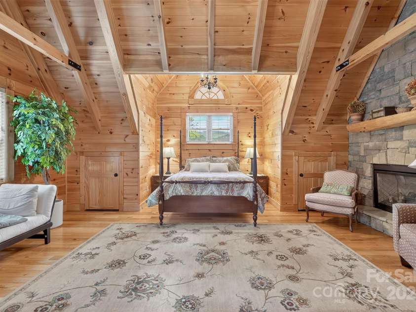904 Bryan Hollow Road, Boone, NC 28607.  MLS# CAR4278936, YatesRealty ID 2823. 