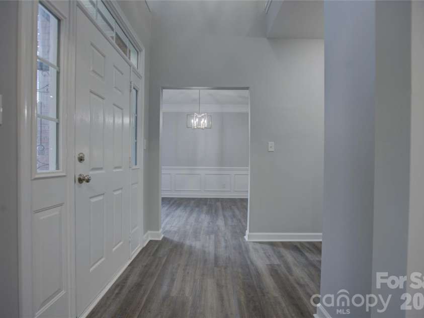 520 Grantham Lane, Charlotte, NC 28262.  MLS# CAR4389594, YatesRealty ID 28230. 